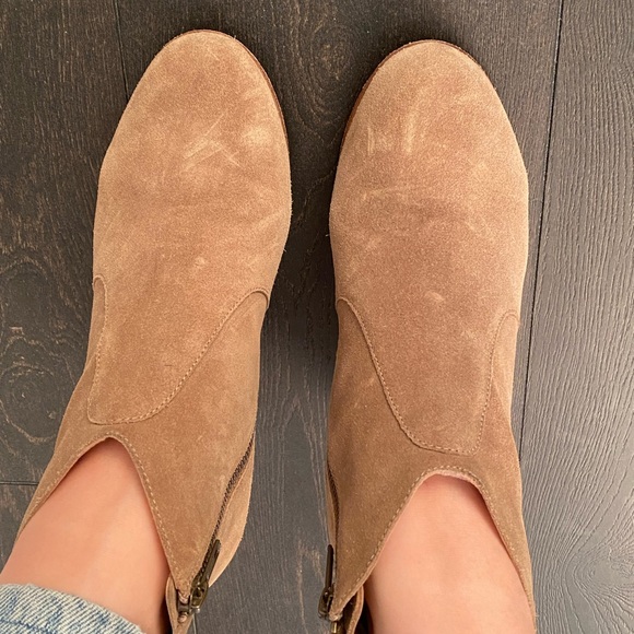 Club Monaco Brooklyn booties - Picture 3 of 4